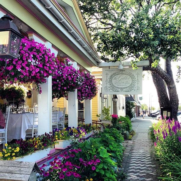 Dinner at the Gables? Mom would have loved it